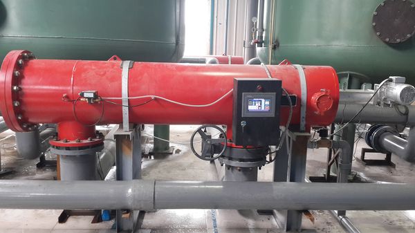 過濾器廠家為我們強調過濾在水處理中的重要性